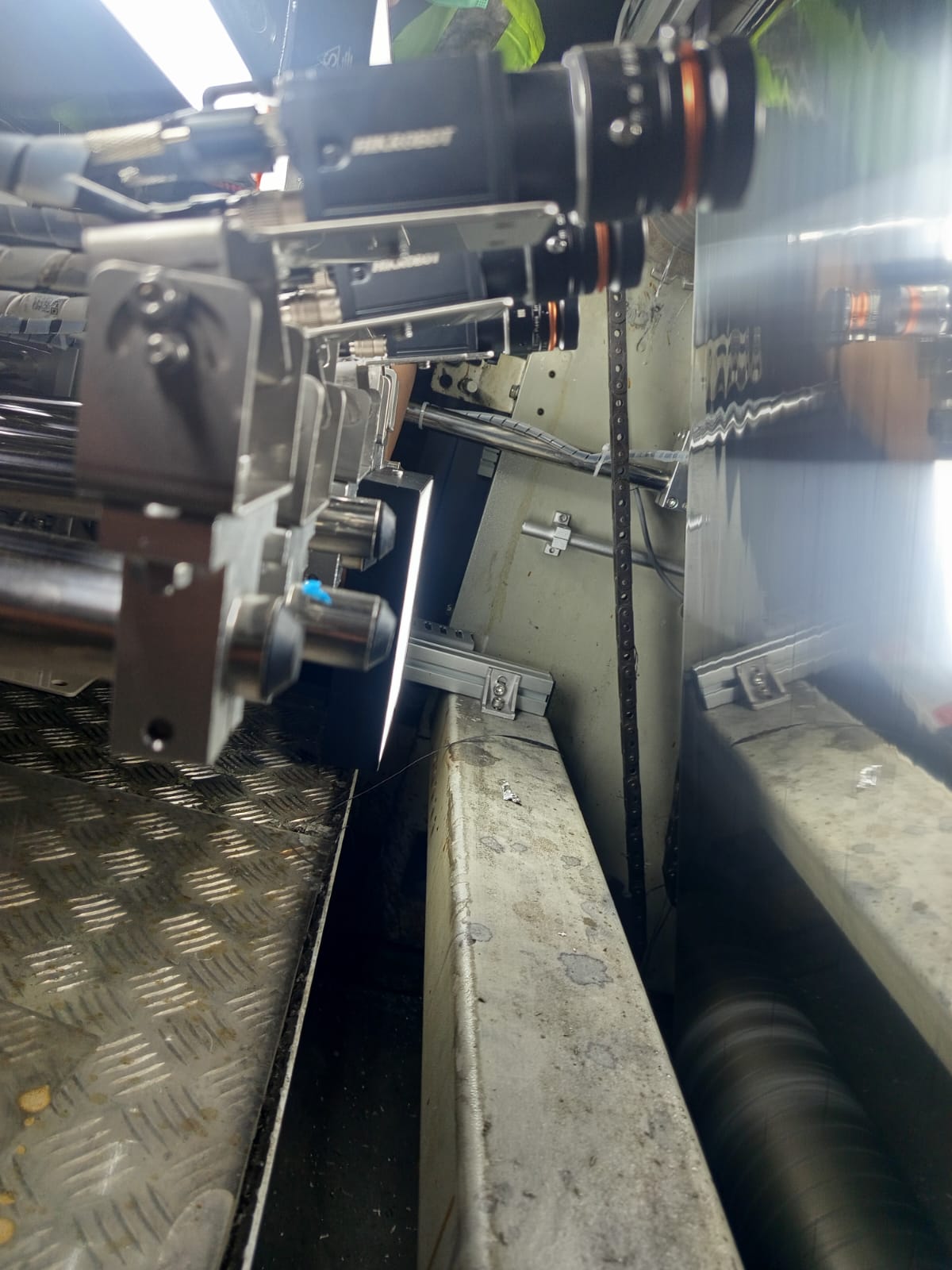 project OCR 8 camera untuk portfolio machine vision Indonesia